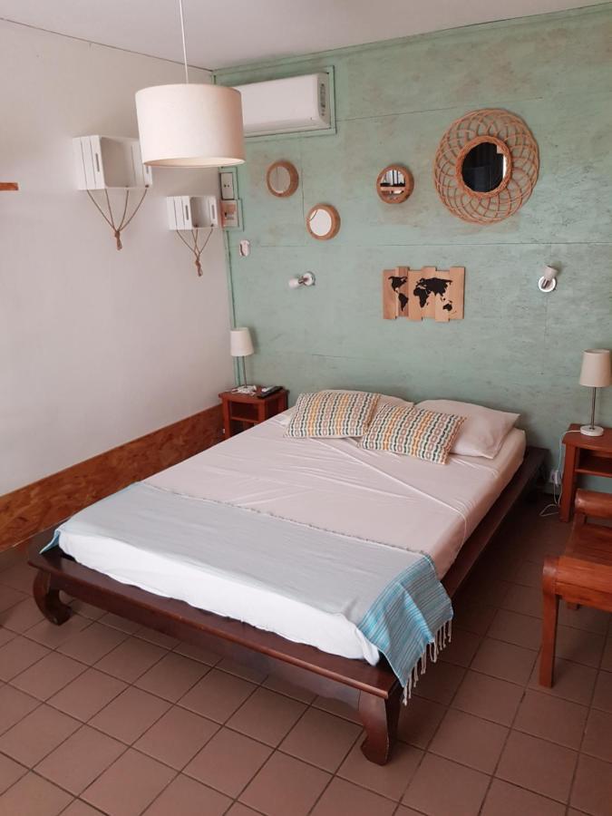 ラ・サリーヌ・レ・バン Le Vacoa Bed & Breakfast エクステリア 写真