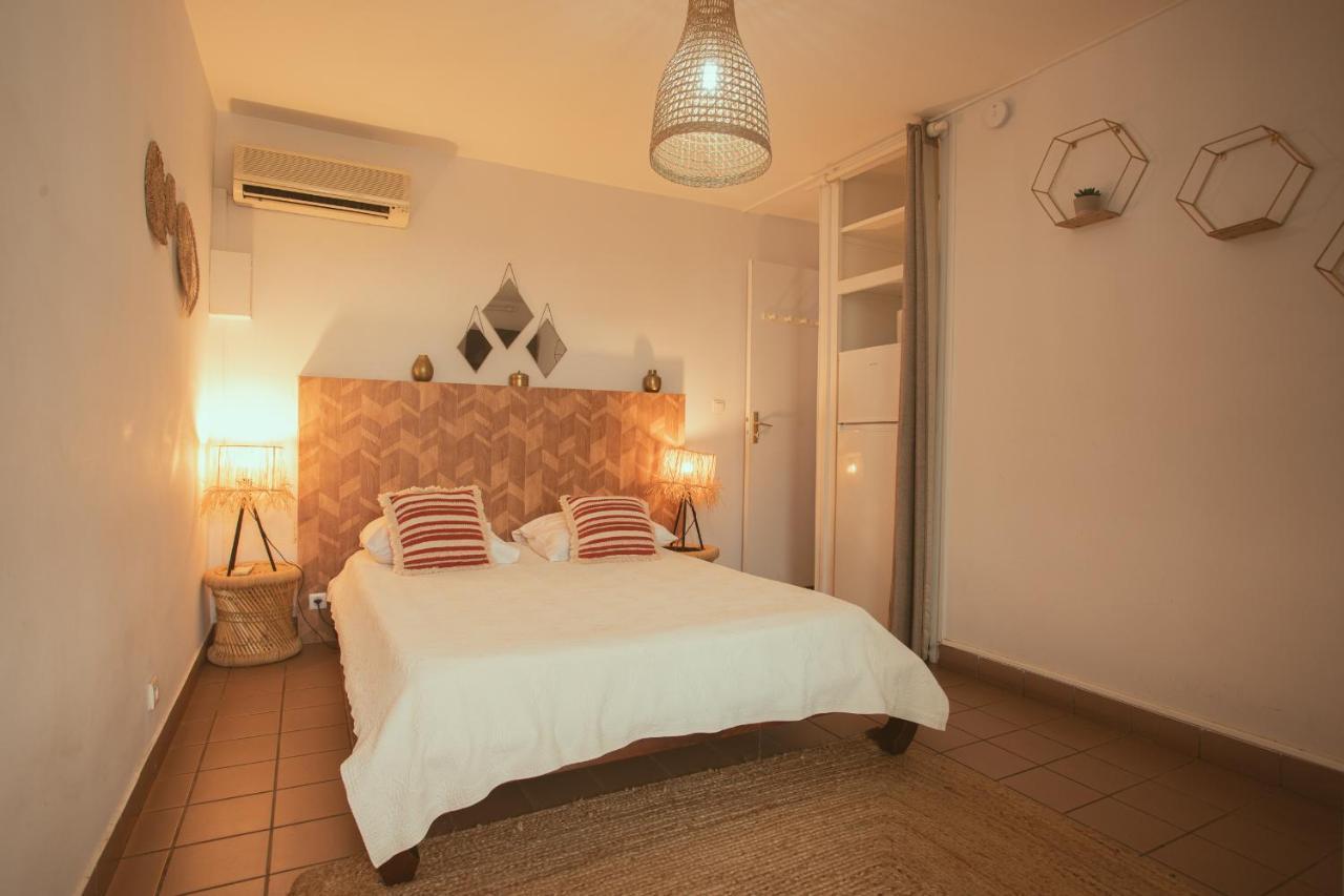 ラ・サリーヌ・レ・バン Le Vacoa Bed & Breakfast エクステリア 写真